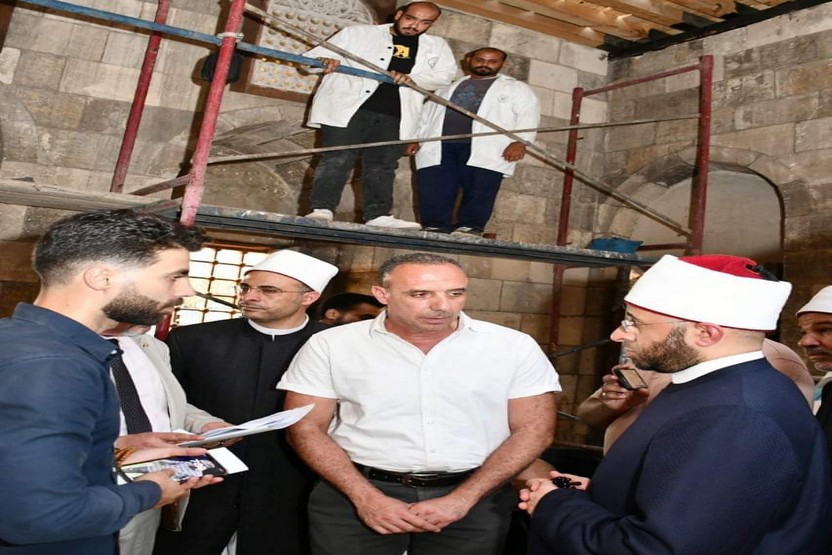 Minister of Awqaf inspects the development works of Al Sayyida Aisha Mosque and Al Masabh Mosque