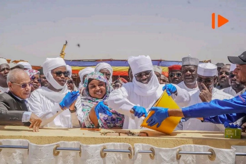 Laying the foundation stone for Abéché- Amdjarass road project in Chad, implemented by Arab Contractors