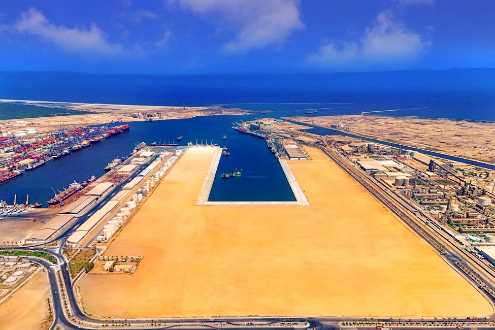 The New Container Terminal (Tahya Misr 1) in Damietta Port 